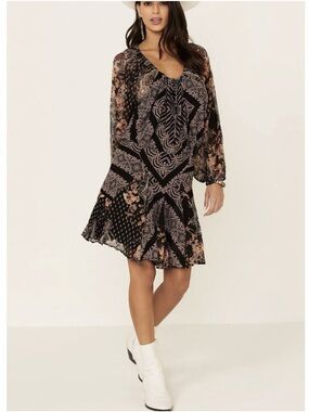 Free People Seven Wonders Open Back Black Floral Mini Dress Size Medium NWT